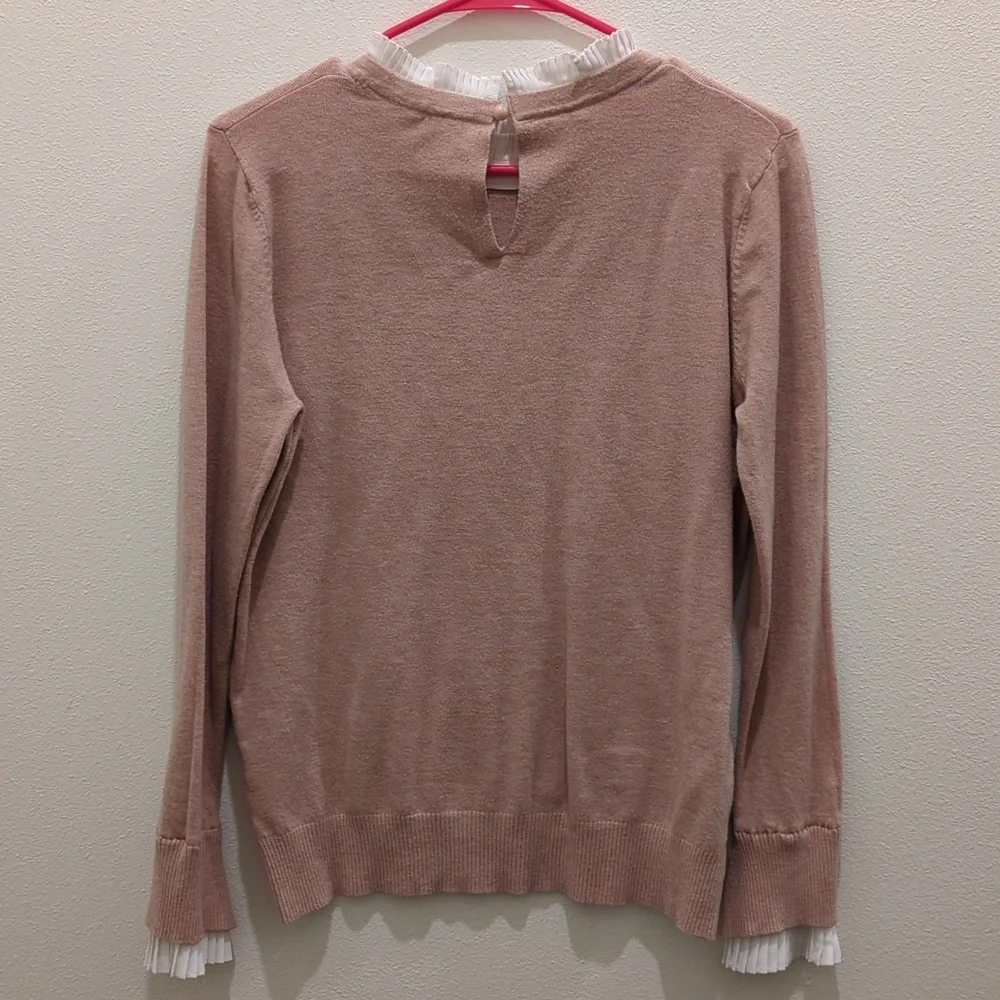 Pink Sweater - Picture 2 of 7